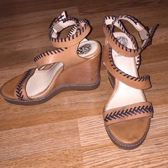 Vince Camuto Ivanta Wedge Sandals - Picture 5 of 8